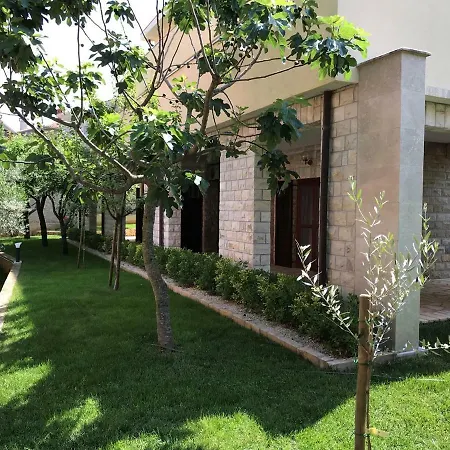 Villa-bukvic 3* Pjescana Uvala